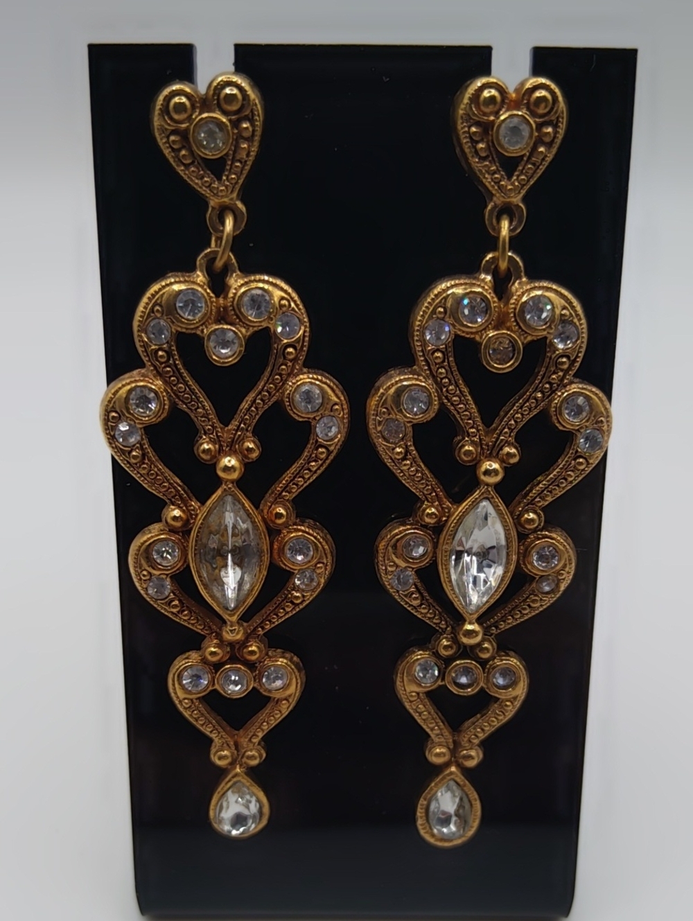 Avon Old World Elegance Pierced Earrings